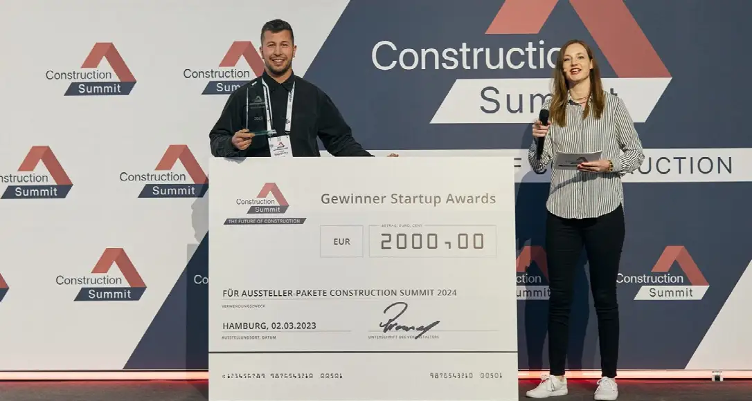 smino holt erst­mals den Start-up-Award am Cons­truc­tion Summit - zaka-award-2023-1-1536x820